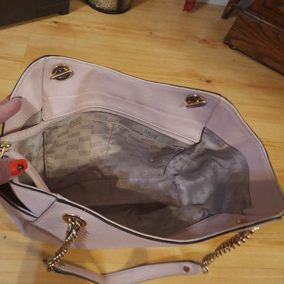 Michael Kors Powder Pink Leather Jet Set Travel Chain Tote - Picture 13 of 16